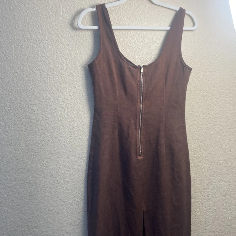 Dress - Picture 5 of 6